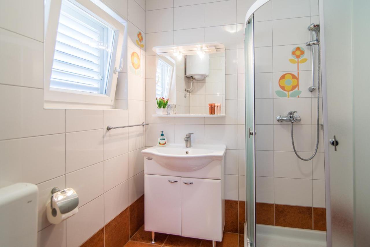 Apartment Vesna Rovinj Luaran gambar